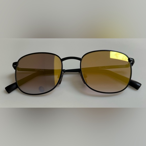 Diff Sunglasses - Picture 1 of 3